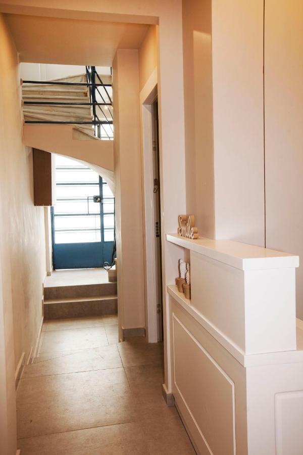 Bentzi...Boutique Apartment 1, Classic Double With Kitchenette, 2 Guests Athens Exterior photo