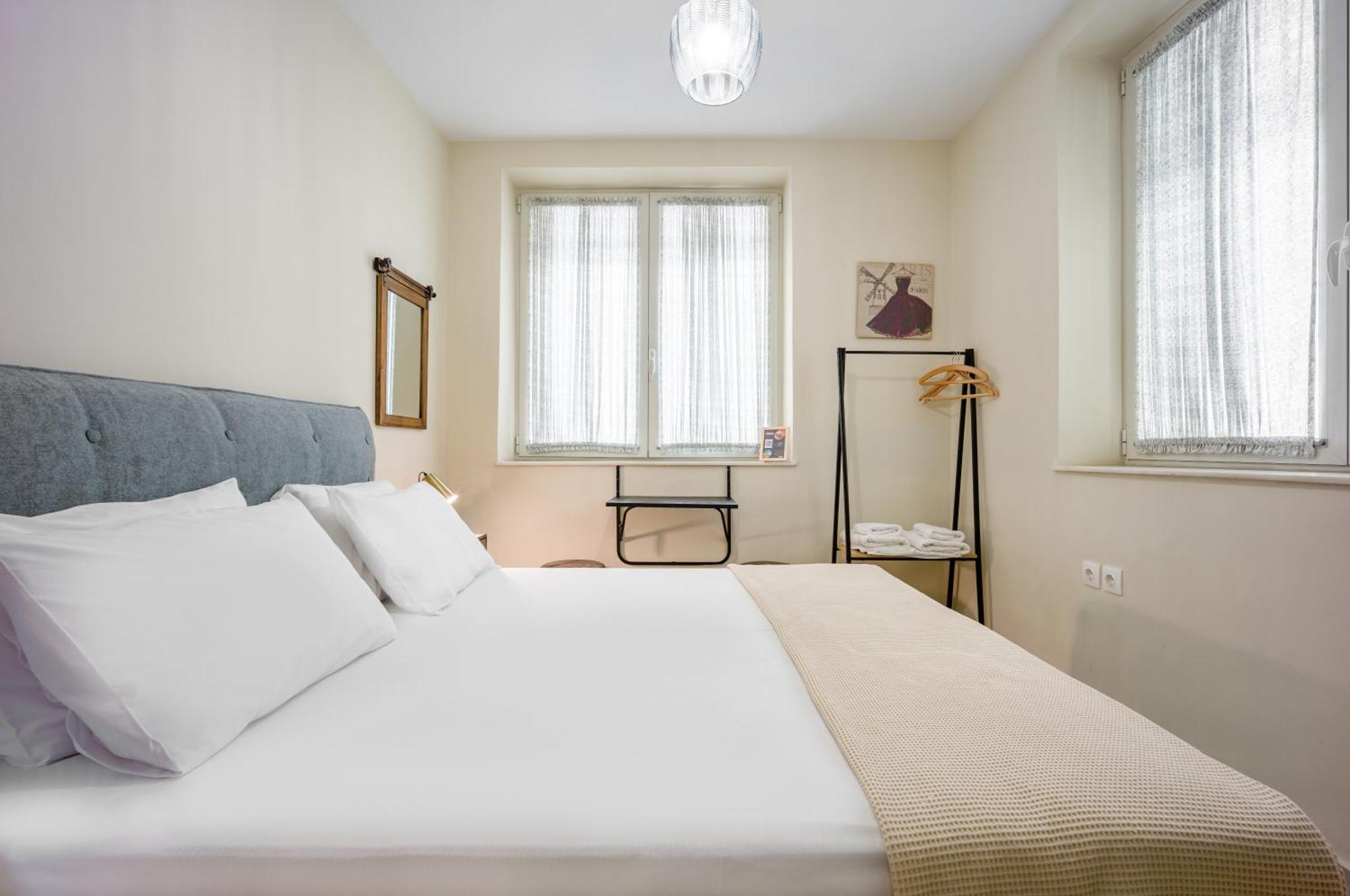 Bentzi...Boutique Apartment 1, Classic Double With Kitchenette, 2 Guests Athens Exterior photo